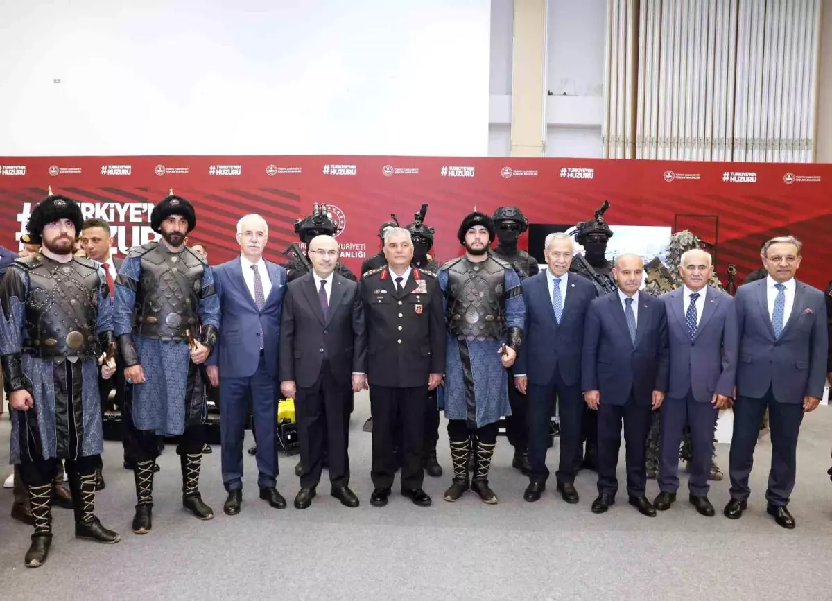 ato ic guvenlik ekipmanlari fuarina katildi 2MEXbRnm