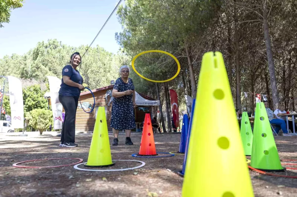 dunya alzheimer gununde mersinden ornek etkinlik Jgn9LUbl