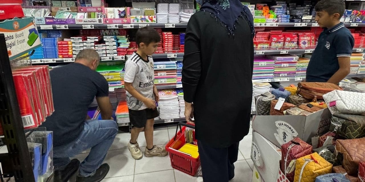 fiyatlara tepki kirtasiye degil sanki kuyumcu pX8OVZ33