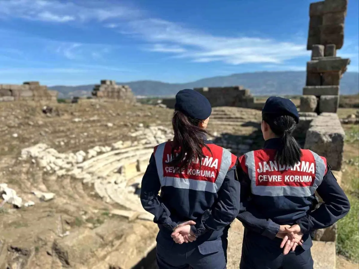 alabanda antik kentinde jandarma kontrol faaliyeti M8FEkega.jpg