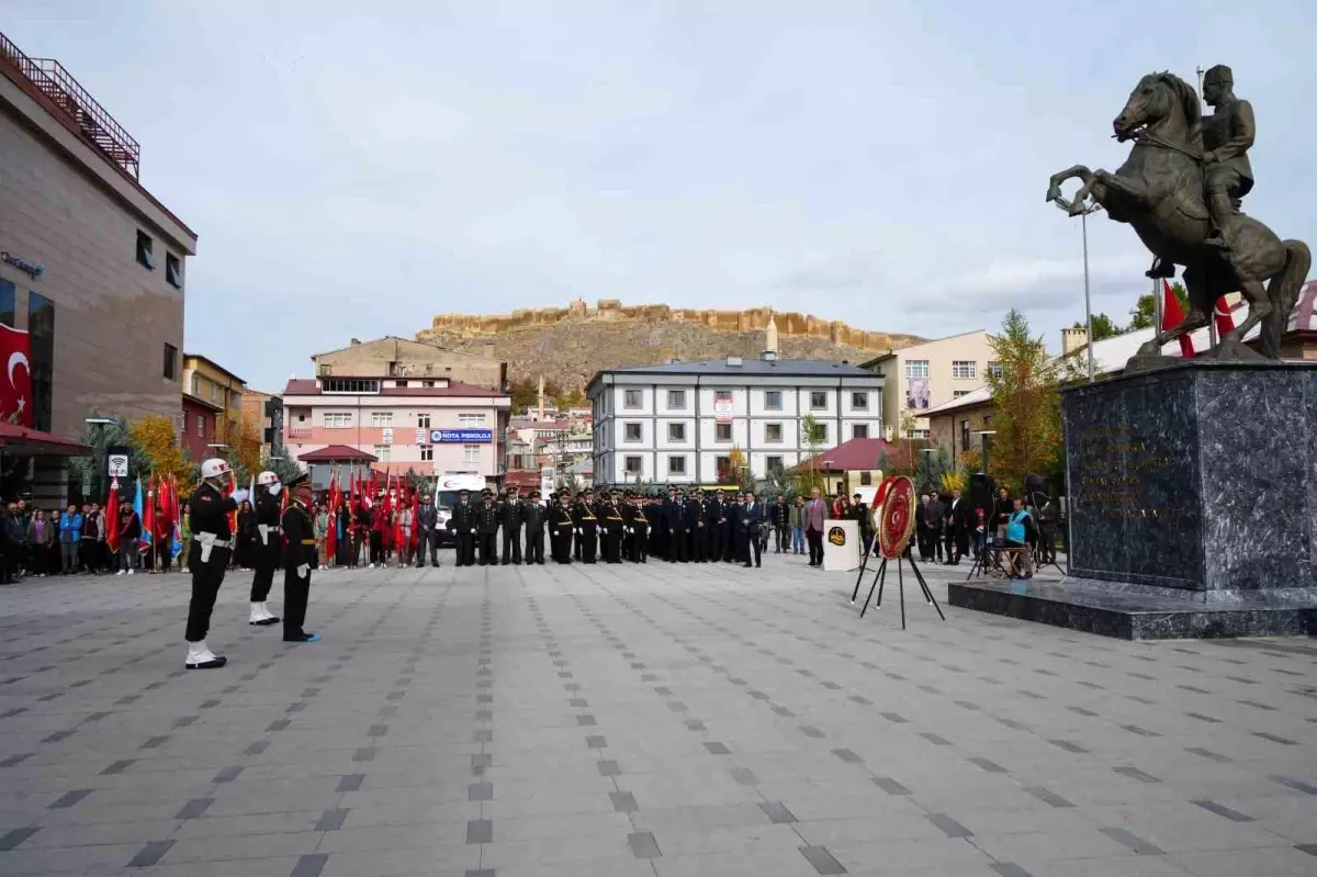 bayburtta 29 ekim cumhuriyet bayrami coskuyla kutlandi yppnx6TJ.jpg