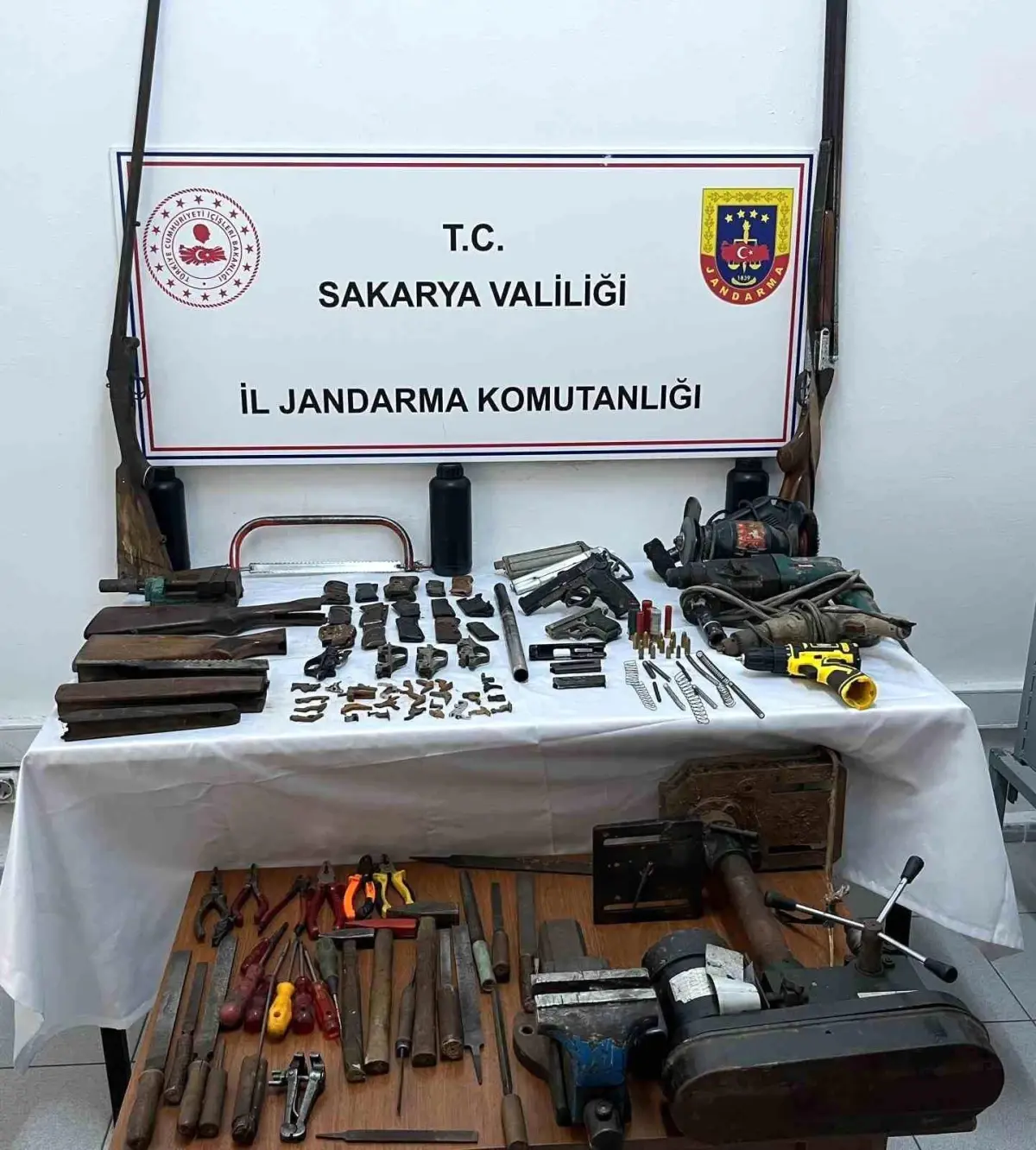 ferizlide kacakcilik operasyonu eX53BBEc.jpg