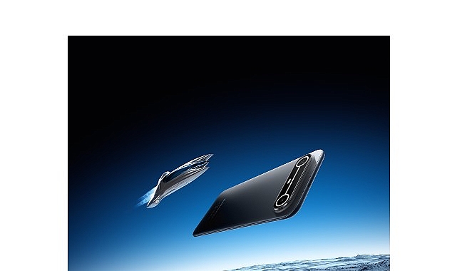 tecnodan muhendislik basarisi incelik yarisinda 5160mah bataryayi 595mm incelikteki telefona sigdirdilar YEQaAZVa.jpg