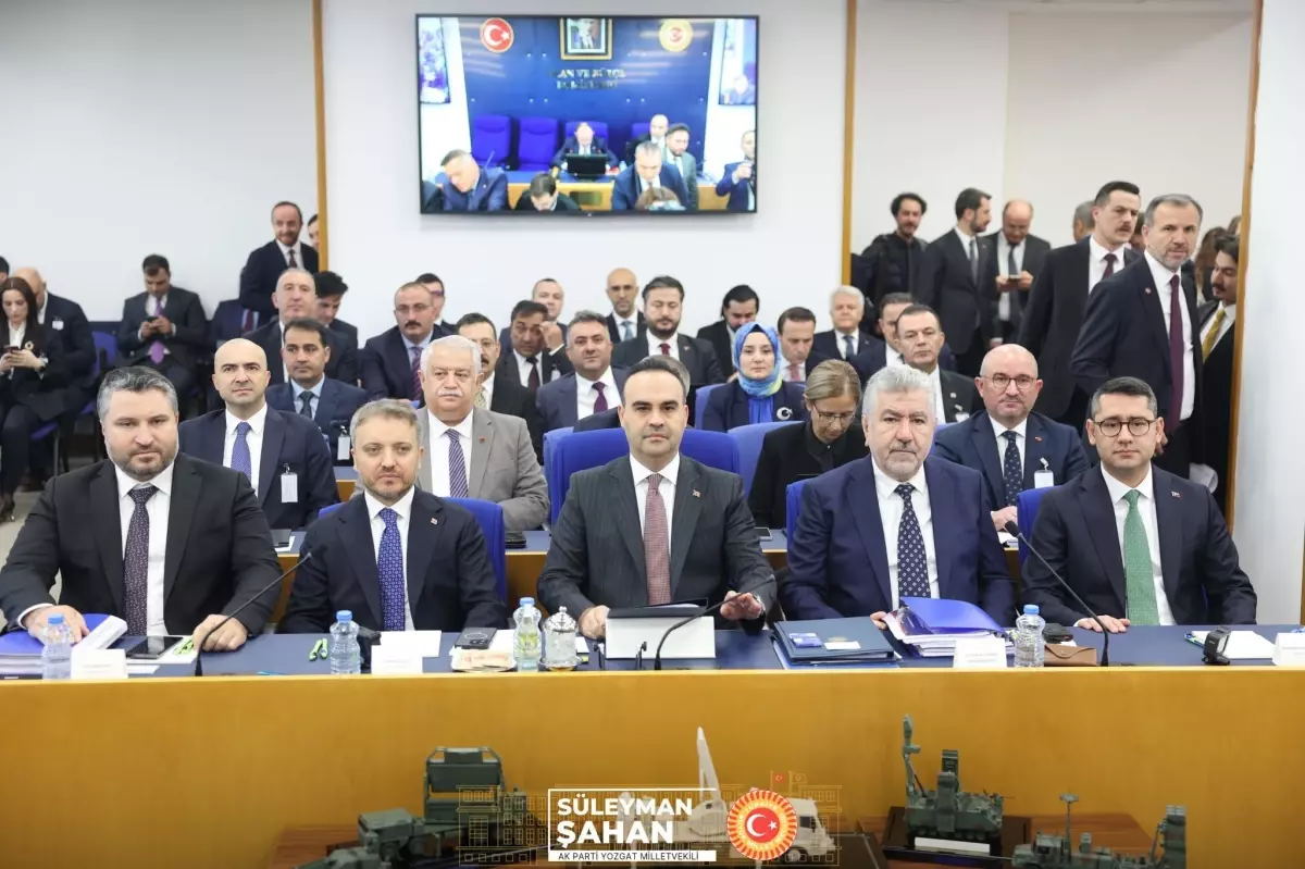 bakan kacir turkiye ekonomisi kesintisiz buyumesini 20 ceyrektir surduruyor l6UdPPQf.jpg