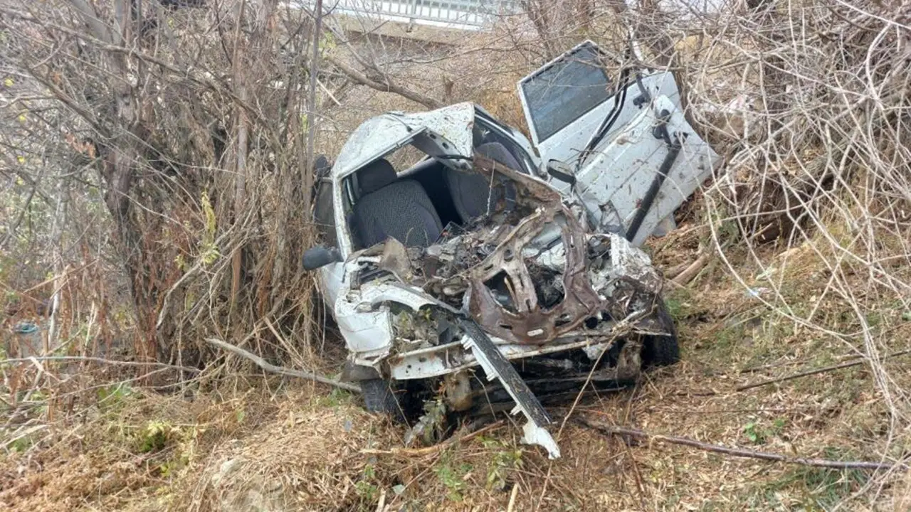 feci kaza anne oldu oglu agir yaralandi bpAgxibK.jpg