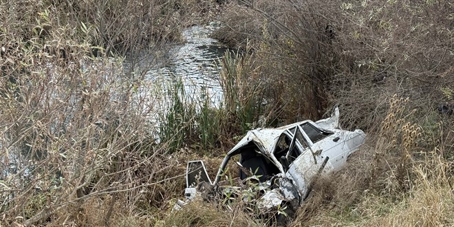 kahramanmarasta kopruden dusen otomobildeki 1 kisi oldu j6etZQUs.jpg