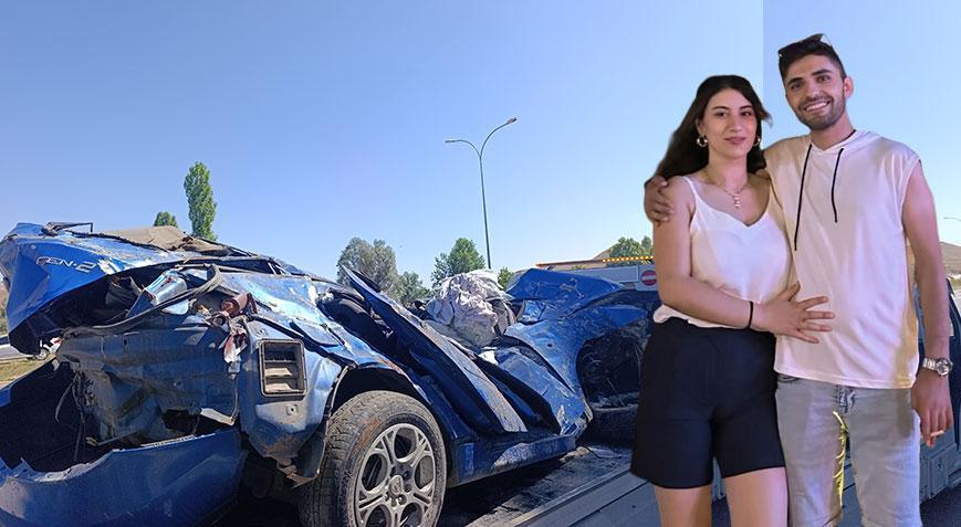 Aile ziyareti dönüşü katliam gibi kaza: Uzman çavuş, eşi ve minik bebekleri hayatını kaybetti Img