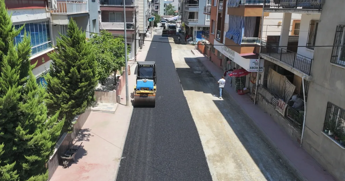 Manisa Alaşehir’in yollarında ‘sıcak’ çalışma Img