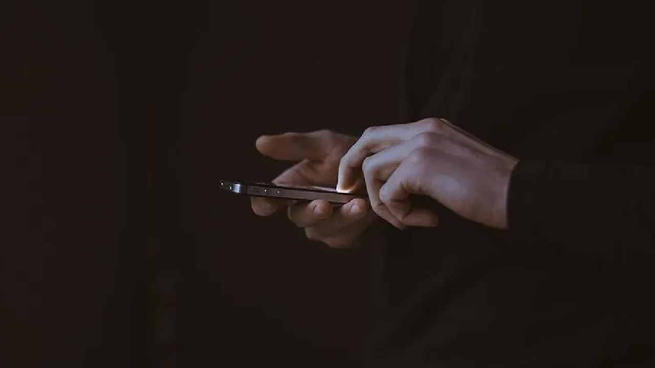 İzinsiz SMS atmanın bedeli ağır oldu! Avukatın telefonuna gelen mesaj şirketin başını yaktı Img