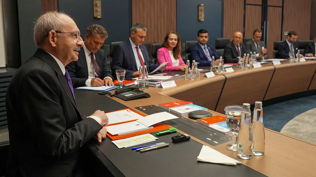 Kemal Kılıçdaroğlu’nun MYK toplantısı CHP Genel Merkezi’nde başladı Img